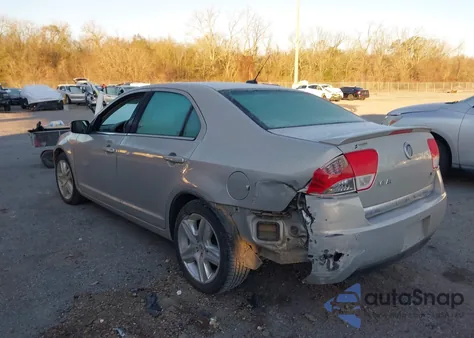 2010 Mercury Milan from USA, damaged, VIN 3MEHM0HA6AR602812